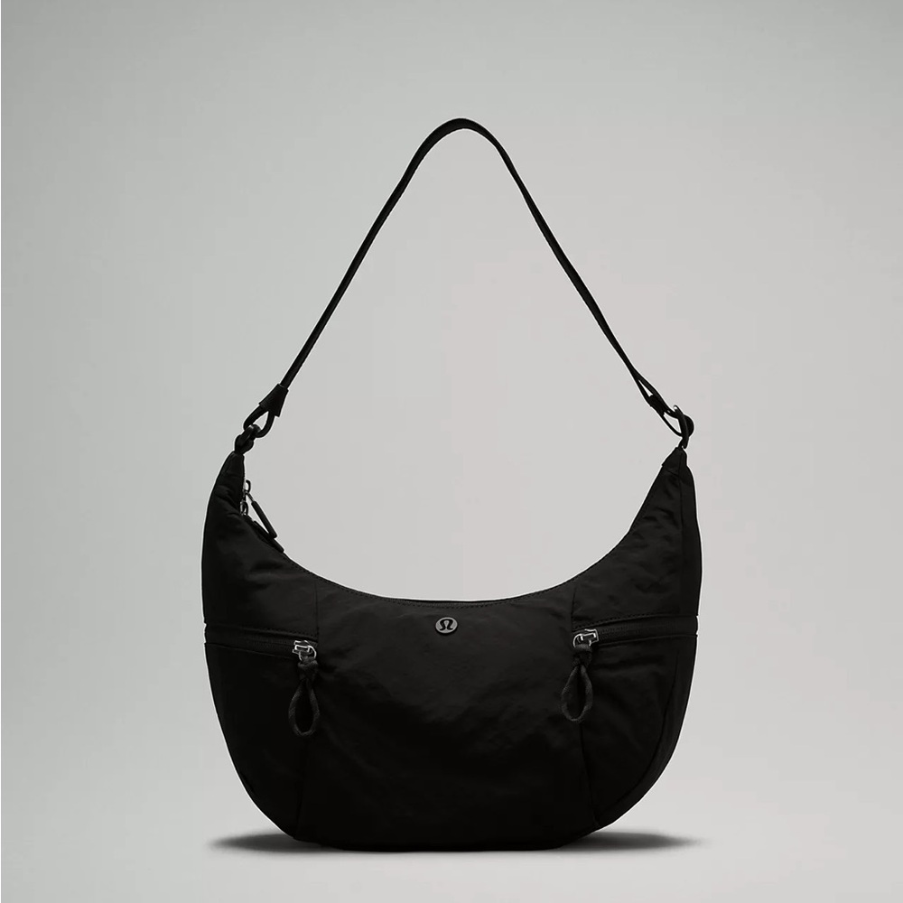 NWT Lululemon Slouchy Sling Bag